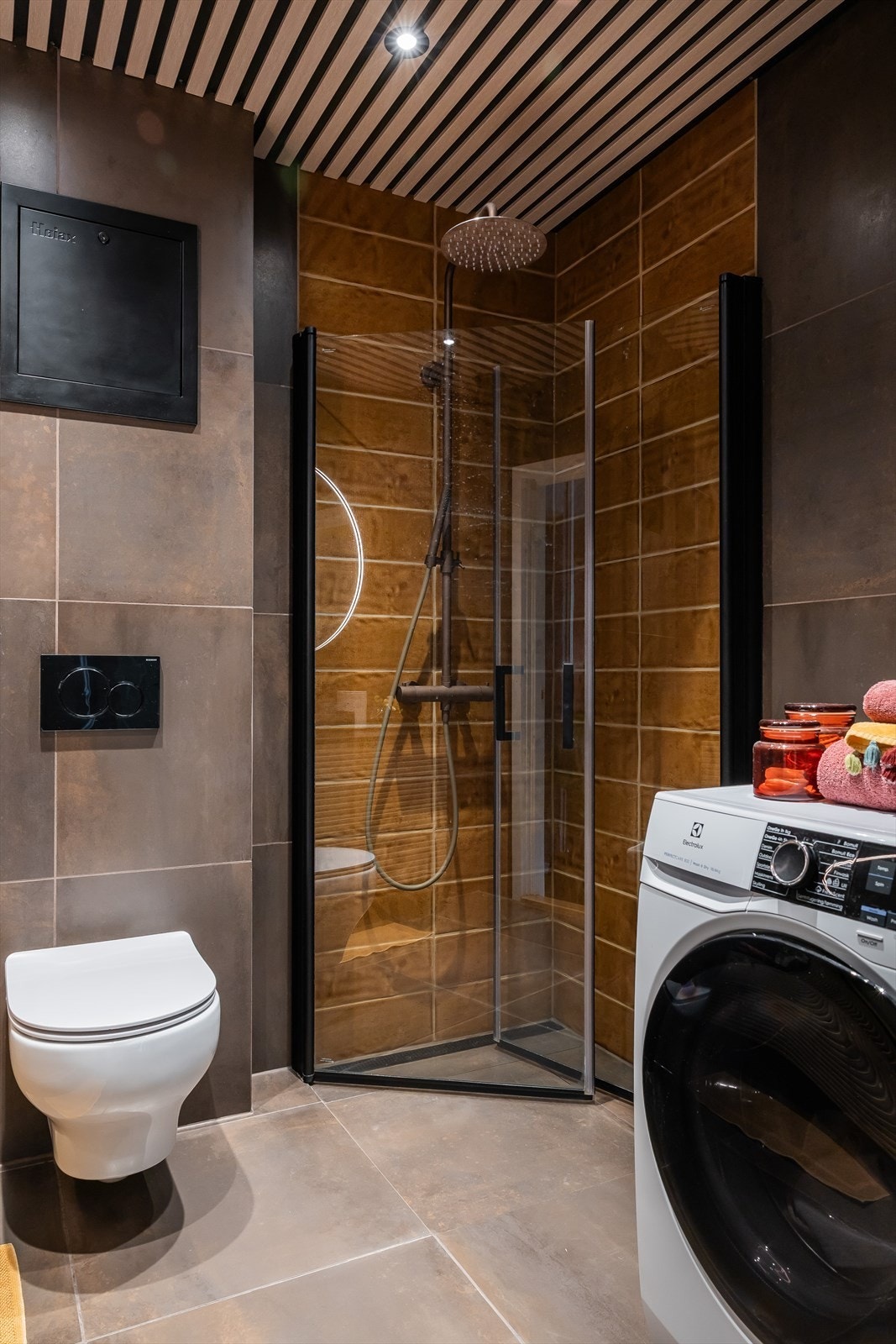 Delikat, påkostet bad fra 2021. Galleribilde