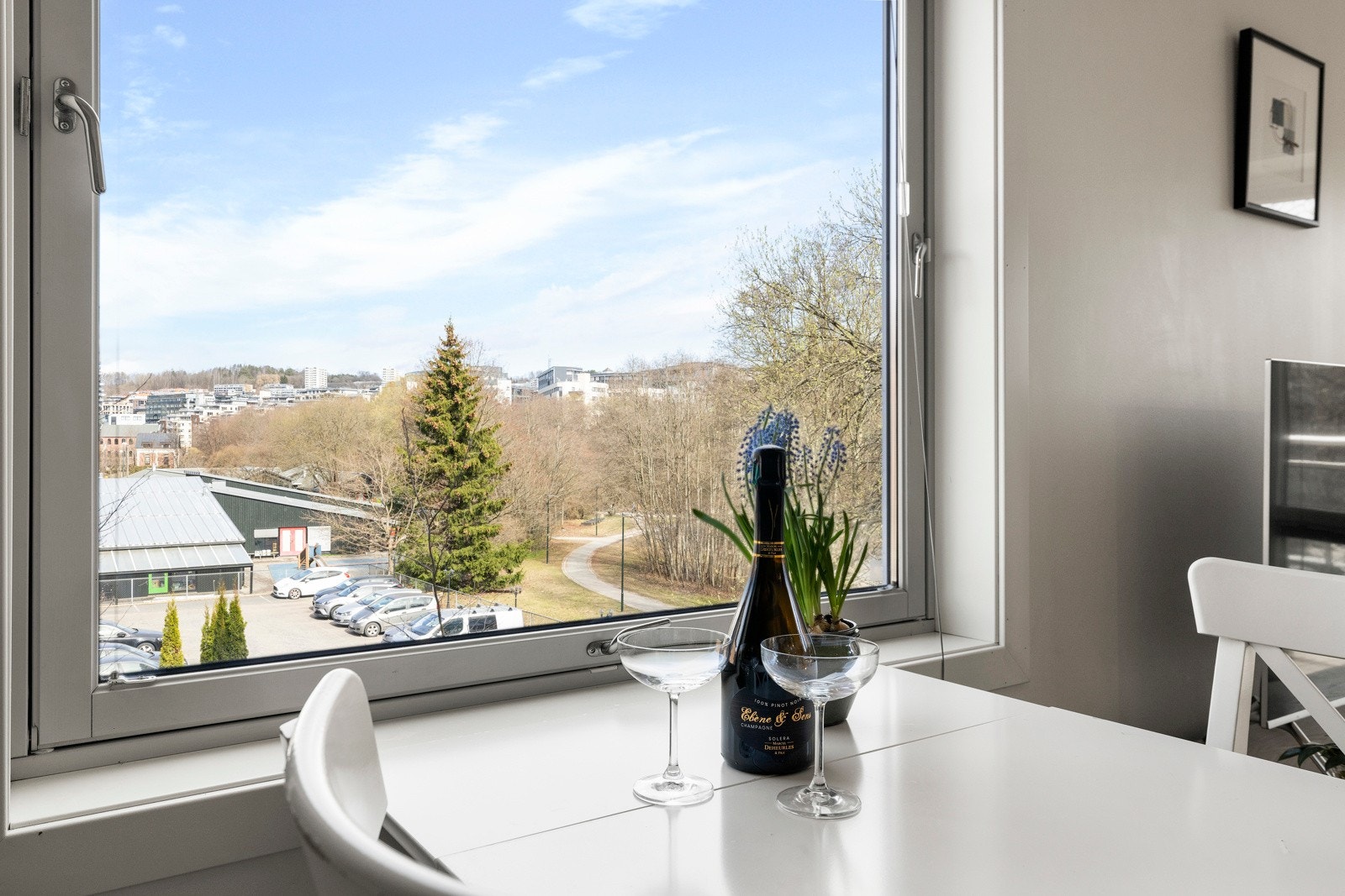 Utsikt fra kjøkkenet Galleribilde