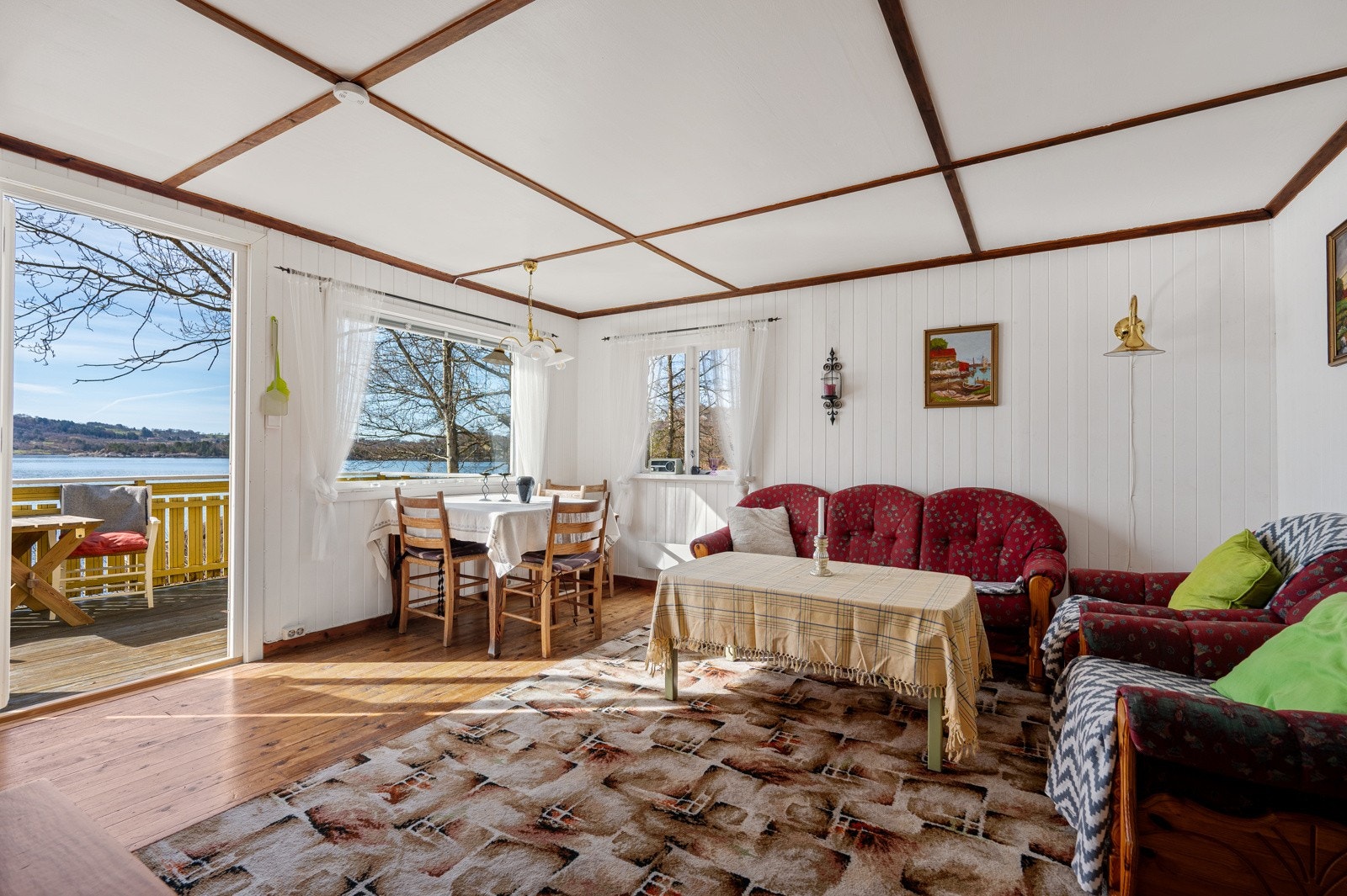 Stue med utgang til terrasse Galleribilde