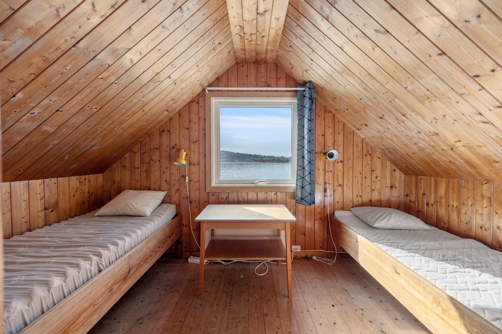 Loft på naustet - nydelig utsikt Galleribilde