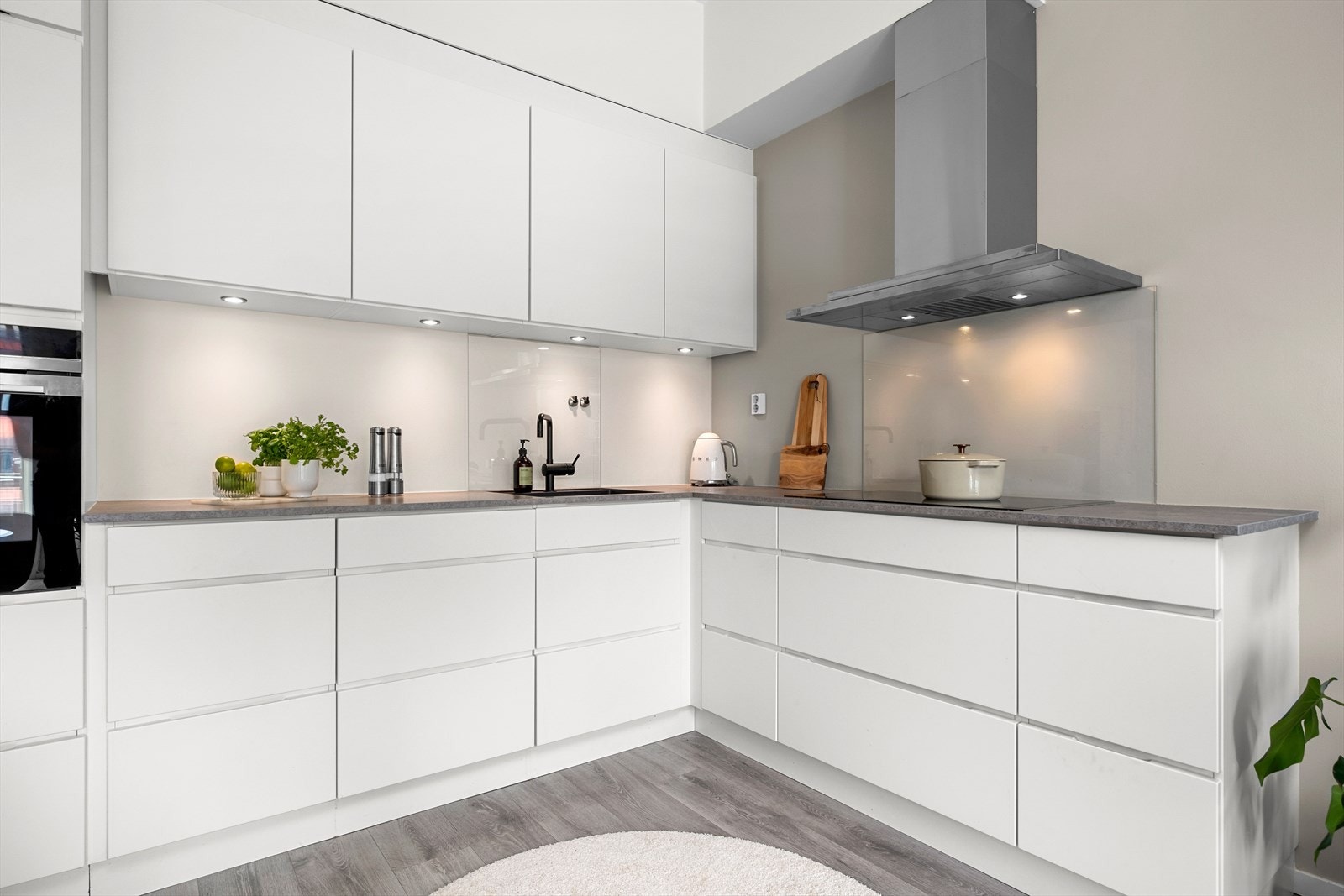 Takstmann har vurdert kjøkkenet til TG1. Det fremstår derfor i pen stand. Galleribilde