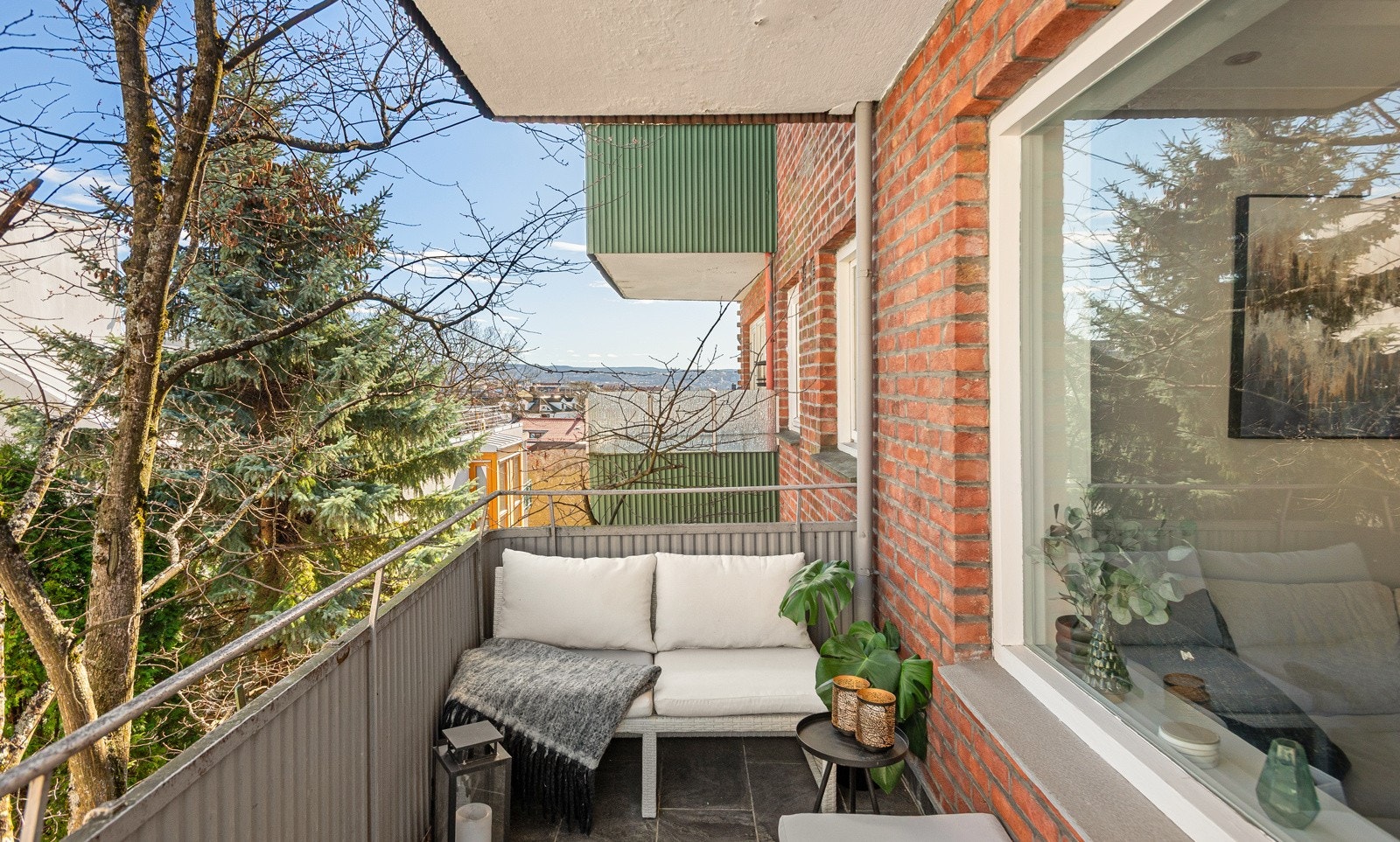 Dette er en tiltalende 2-roms selveier med stille og attraktiv beliggenhet midt i smørøyet på Majorstuen Galleribilde