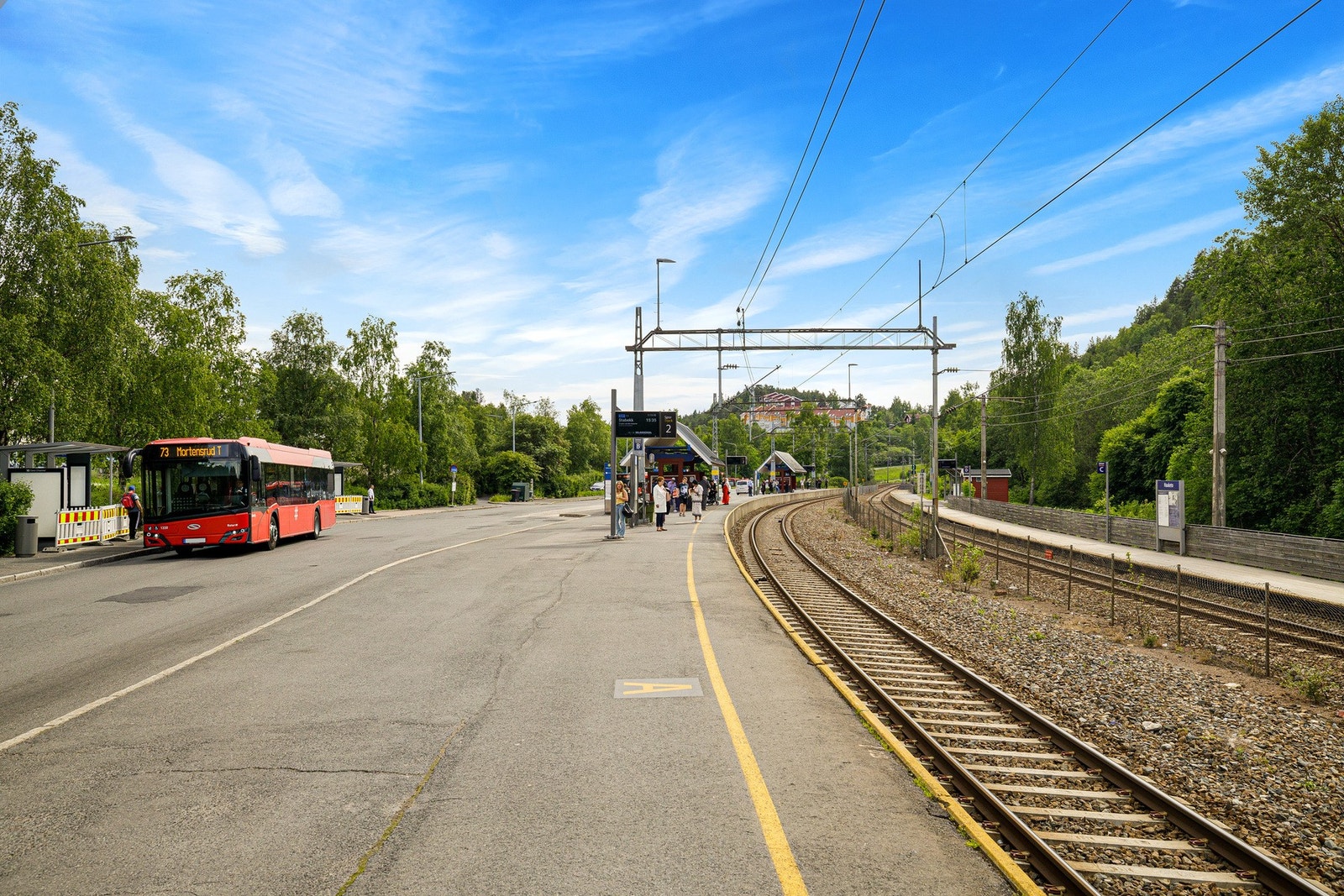 Nærområdet - Toget fra Hauketo tar deg rett til Oslo S på få minutter. Galleribilde