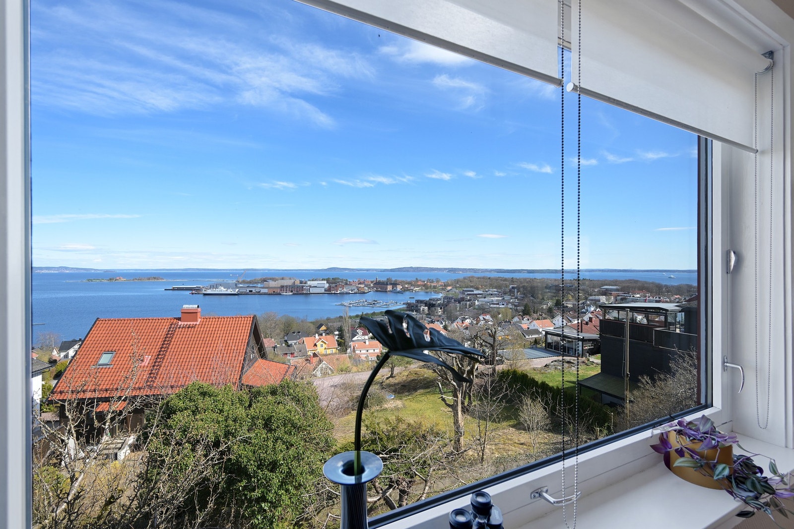 Panorama utsikt fra stuene i 2. etasje Galleribilde