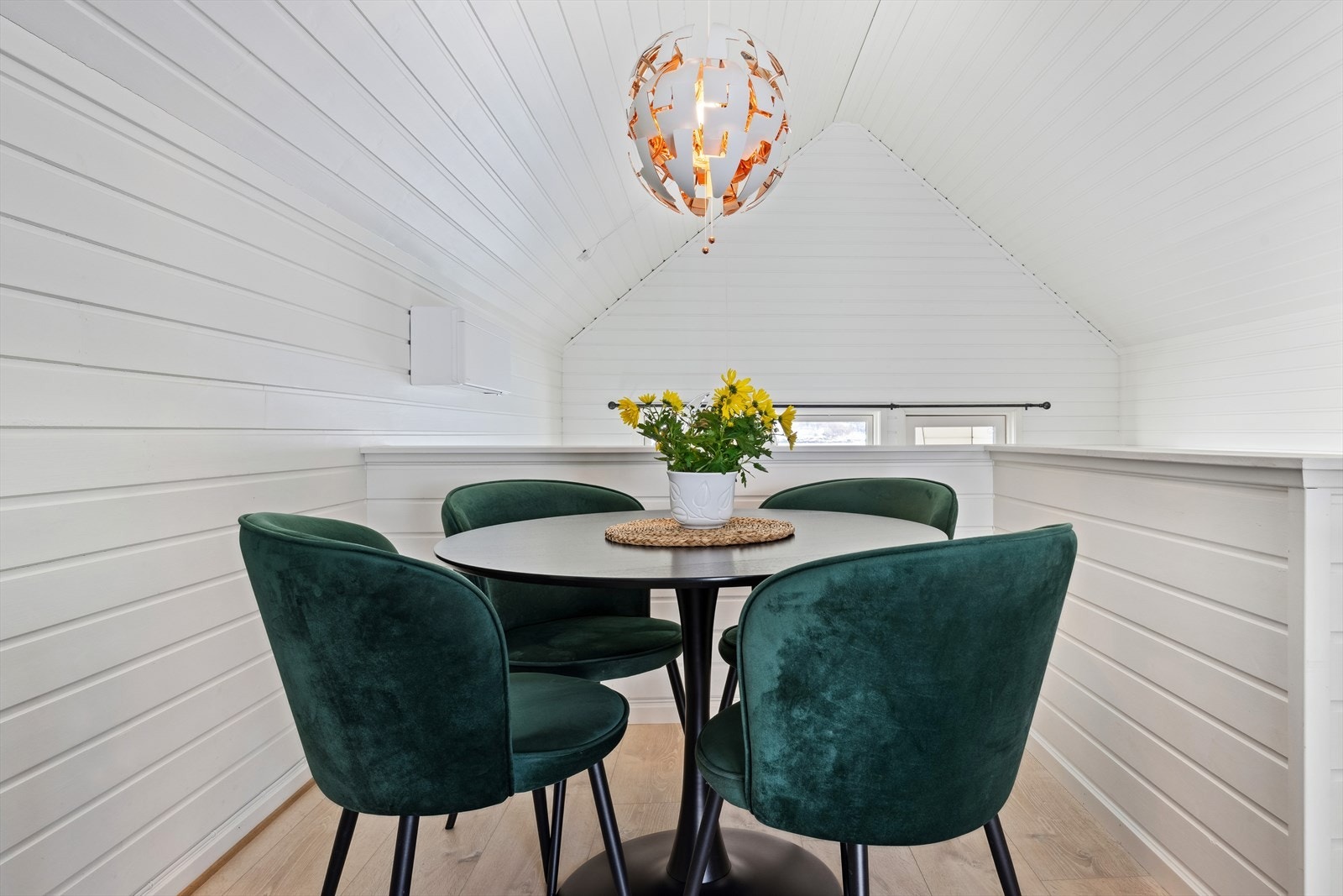 Spisegruppen tar plass i egen sone. Galleribilde