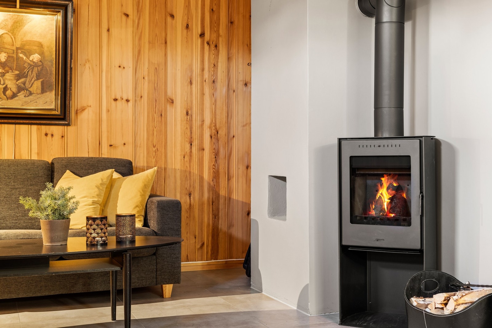 Her har du også en hyggelig peisovn for kaldere vinterdager. Galleribilde