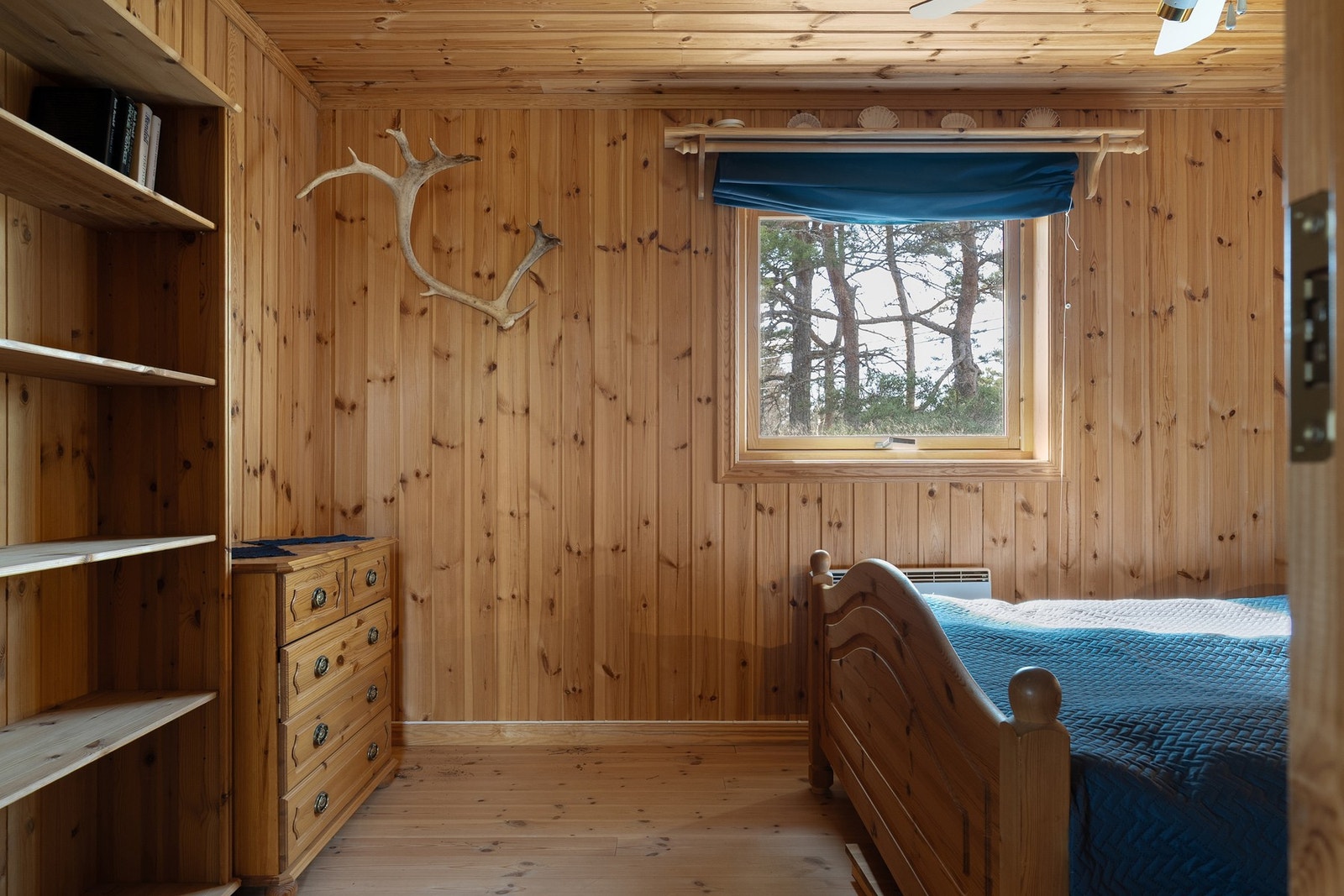 Hovedsoverommet i hytta. Galleribilde
