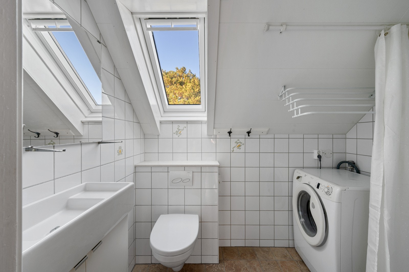 Badet på i 2. etasje ble pusset opp i 2015 Galleribilde