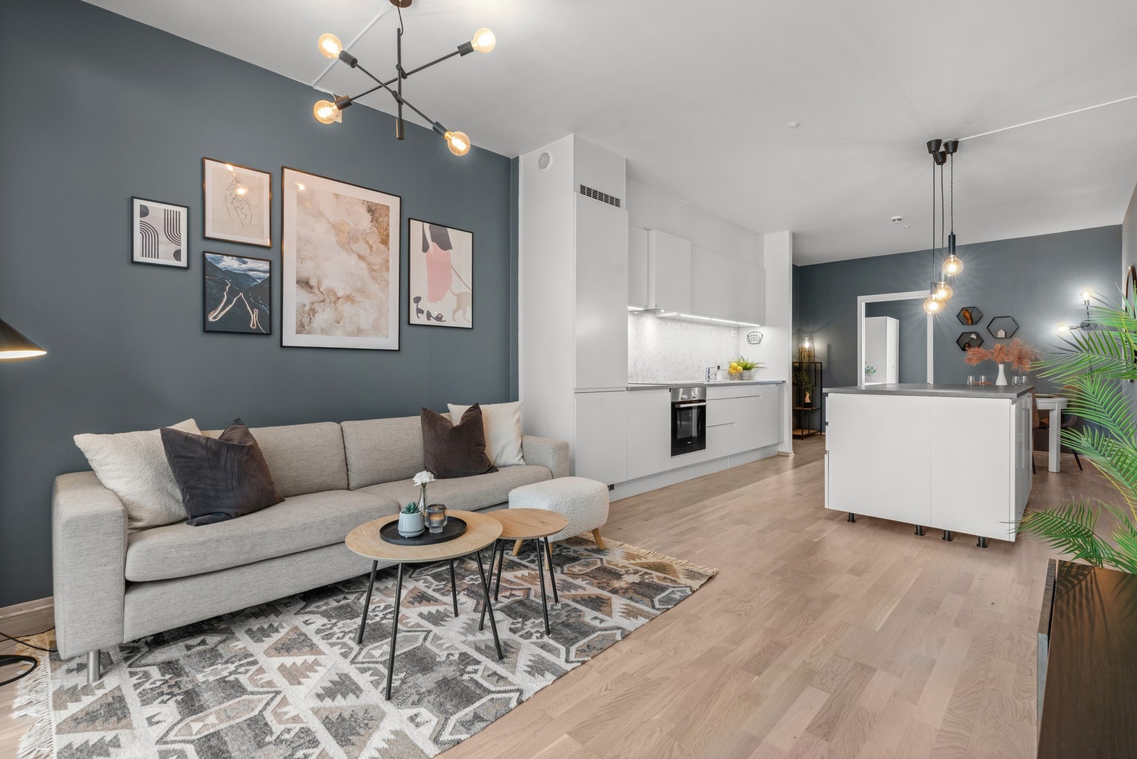 Meget pen selveierleilighet i 3. etasje fra 2017 Galleribilde