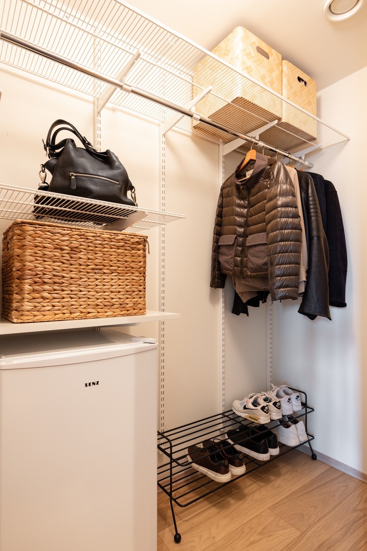 For ytterligere lagringsplass medfølger det også hele tre eksterne boder på totalt ca. 24 kvm. Galleribilde