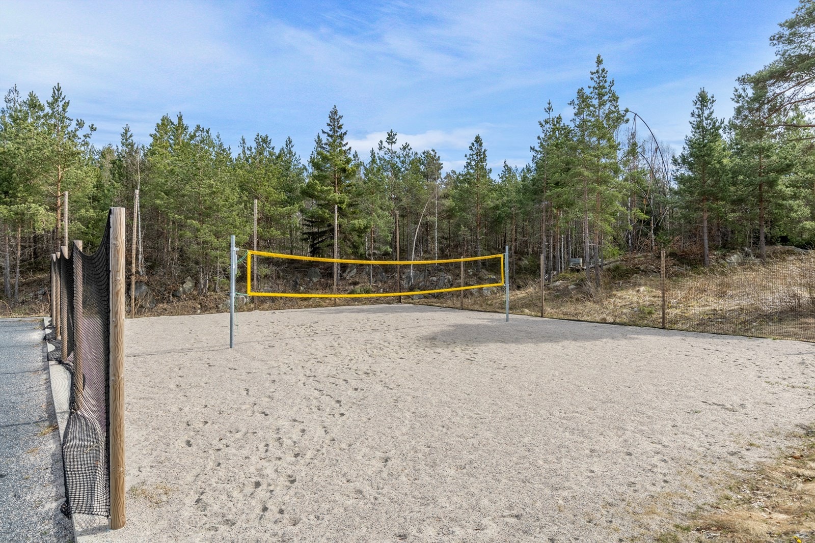 Volleyballbane på feltet Galleribilde