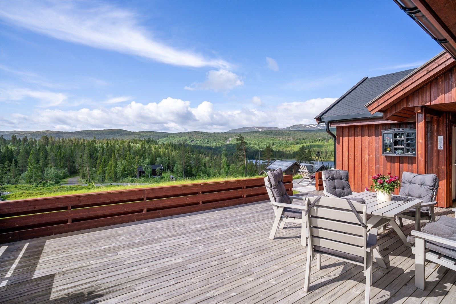 Fantastisk utsikt mot innover Fagerfjell Galleribilde