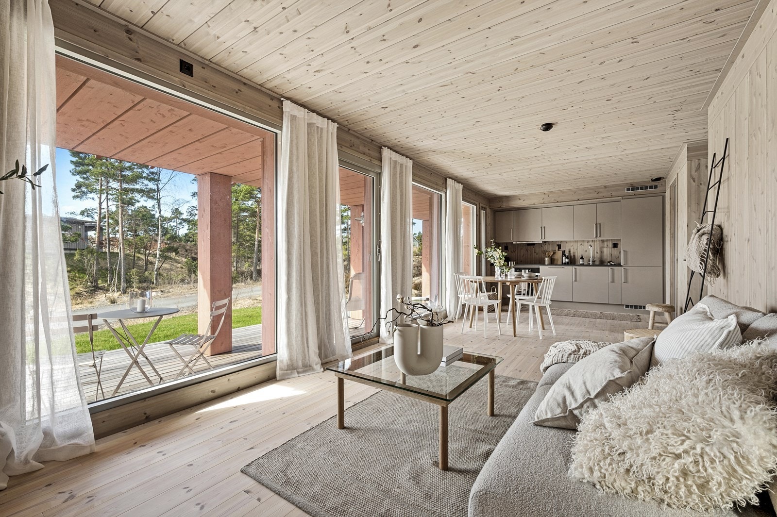 Velkommen til Kammen 47 - en lekker og arealeffektiv hytte på Sydri, Kragerø resort! Galleribilde