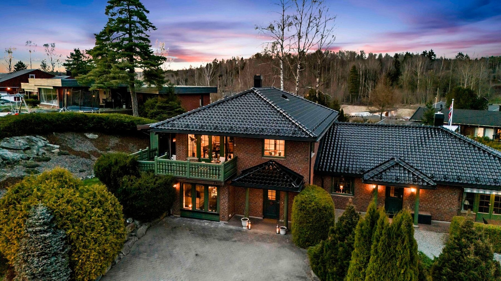 Et vakkert hus i teglstein som er vedlikeholdsvennlig Galleribilde
