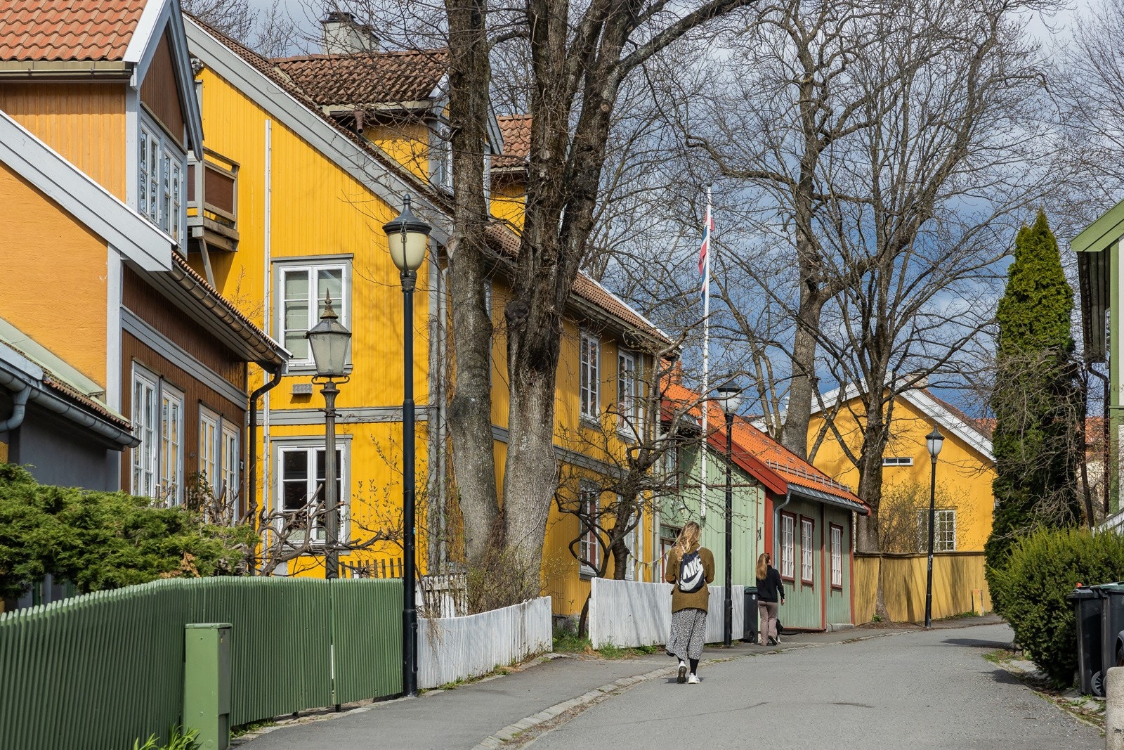 Hyggelig trehusbebyggelse i Maridalsveien, rett ved siden av Galleribilde