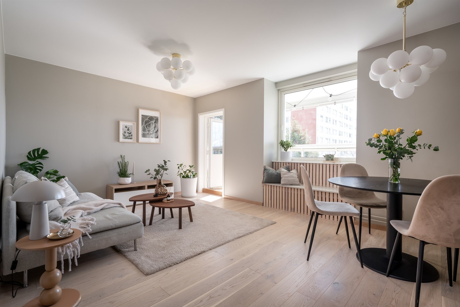 Særdeles gjennomført og stilfullt oppusset 3-roms. Galleribilde