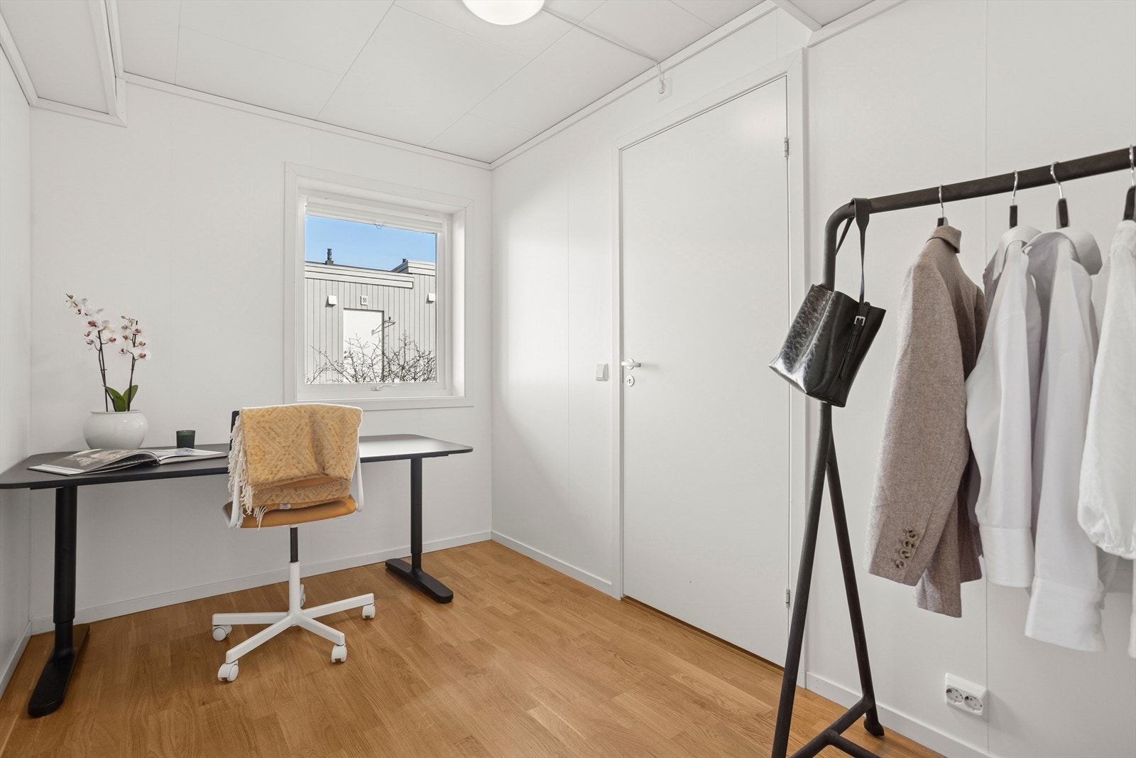Soverom nr. 2 passer perfekt som barnerom, gjesterom eller kontor. Galleribilde