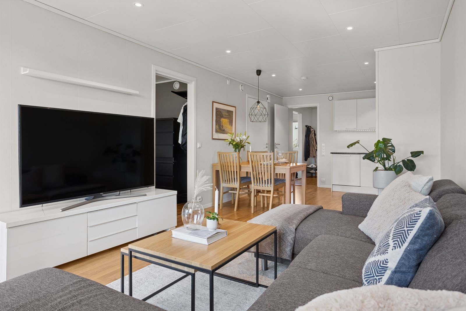 3-roms eierleilighet beliggende på bakkeplan. Galleribilde