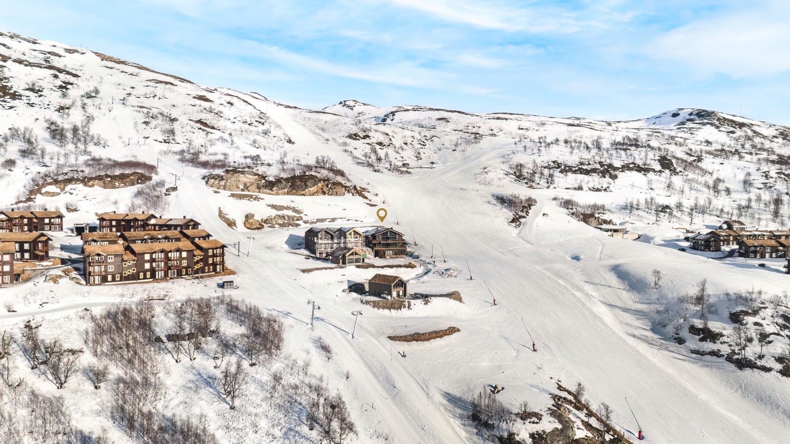 Svært god plassering ytterst mot alpinbakken. Galleribilde