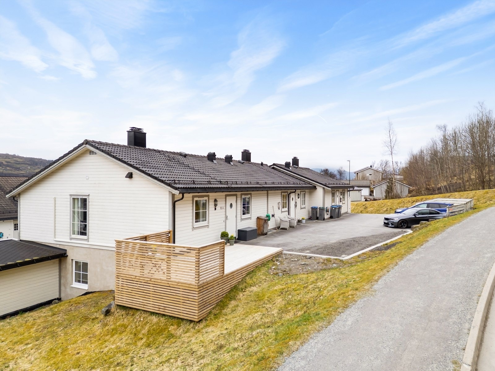 Mulighet for parkering rett foran egen inngangsdør Galleribilde