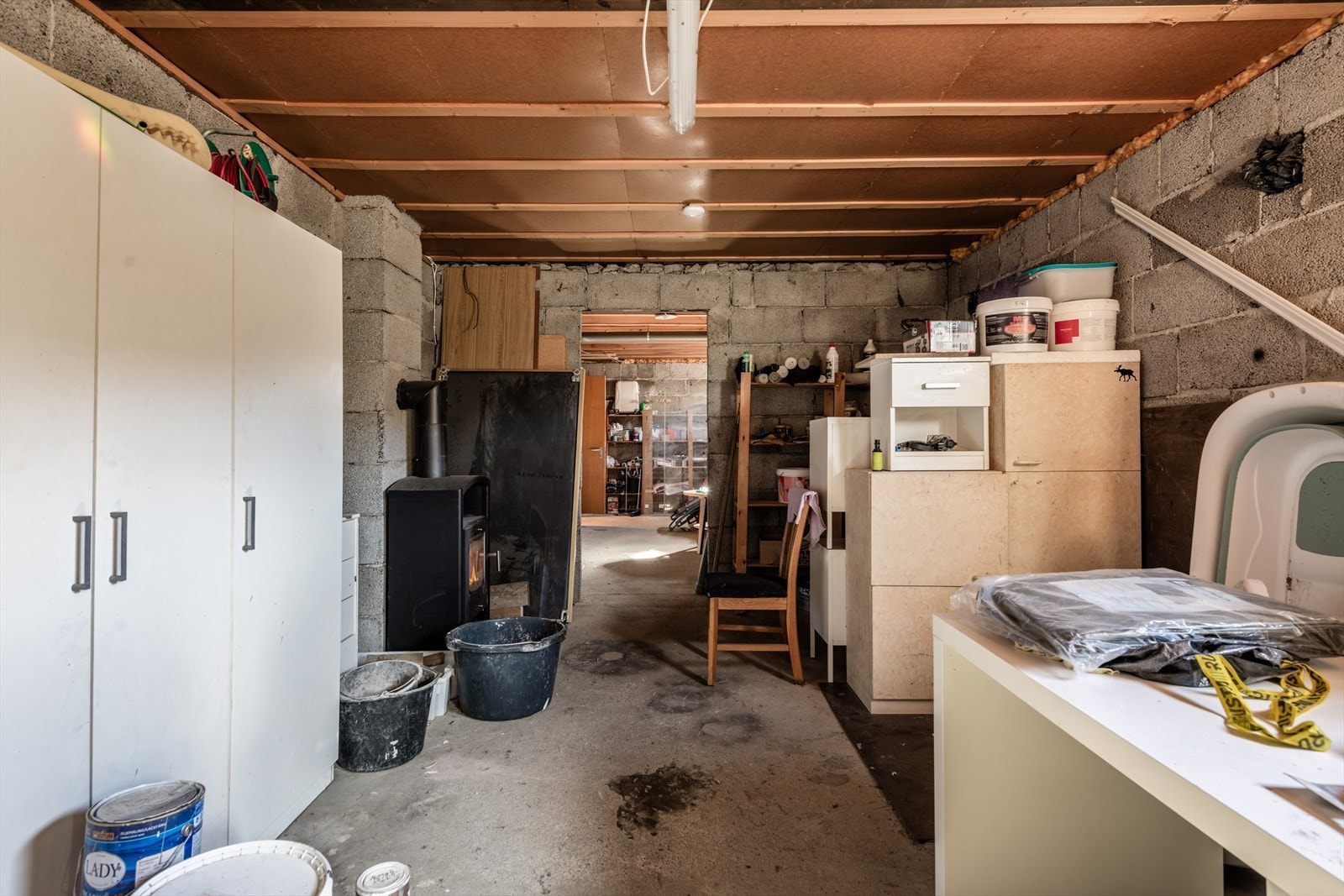 Bod i kjelleretasjen. Galleribilde