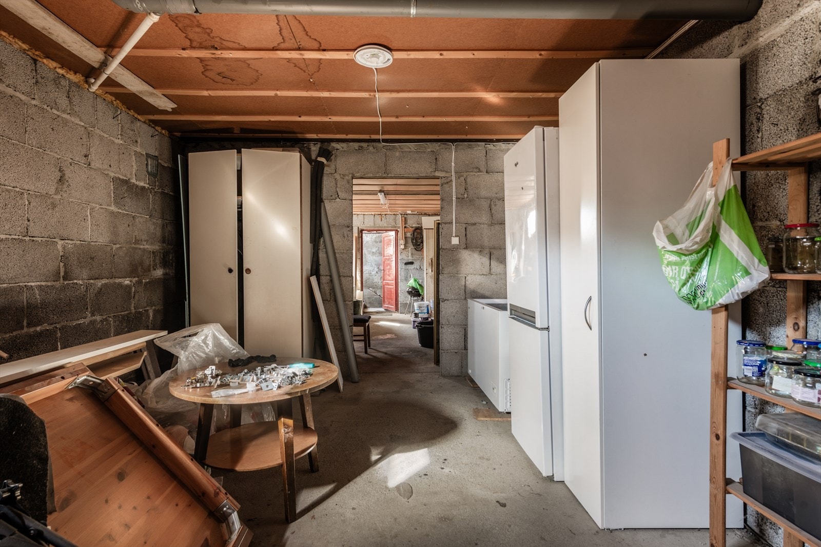 Bod i kjelleretasjen. Galleribilde