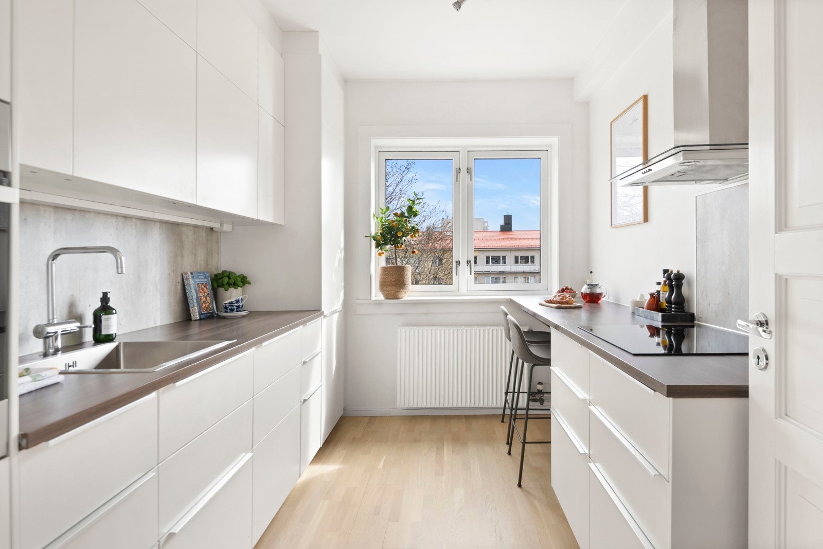 Innbydende og delikat kjøkkeninnredning fra 2015. Galleribilde