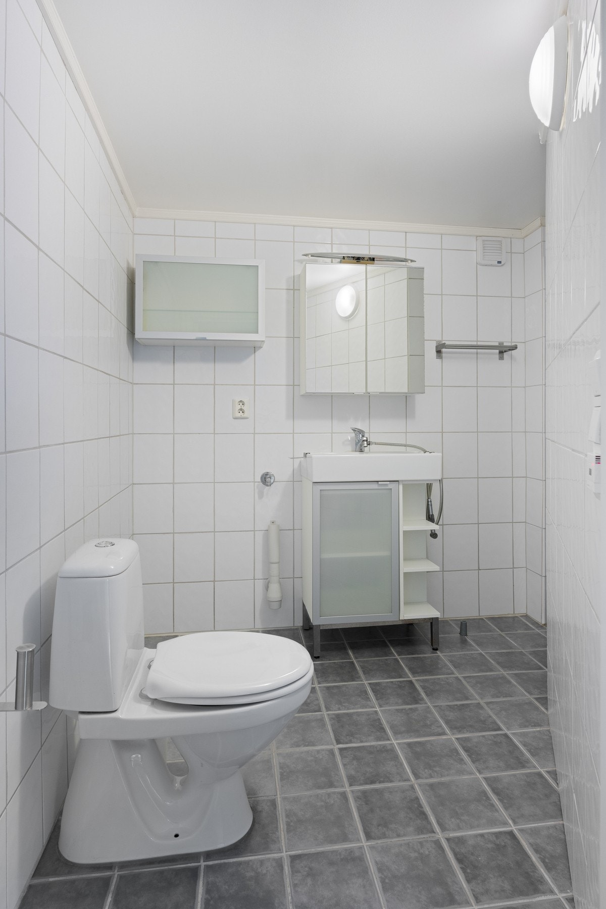 Flislagt bad med gulvvarme Galleribilde