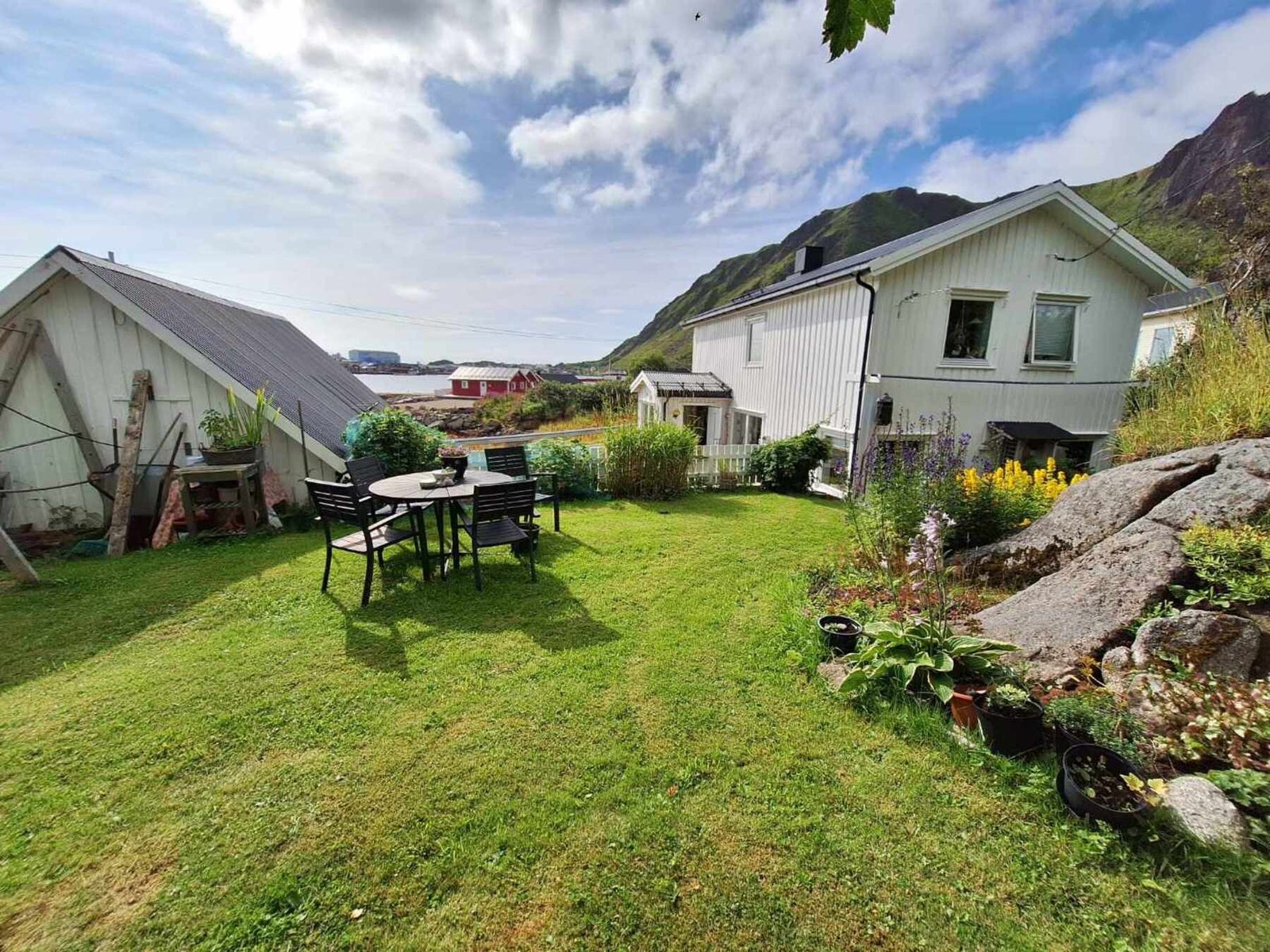 Selgers private bilde. Sommerdag på Rekstrand. Galleribilde