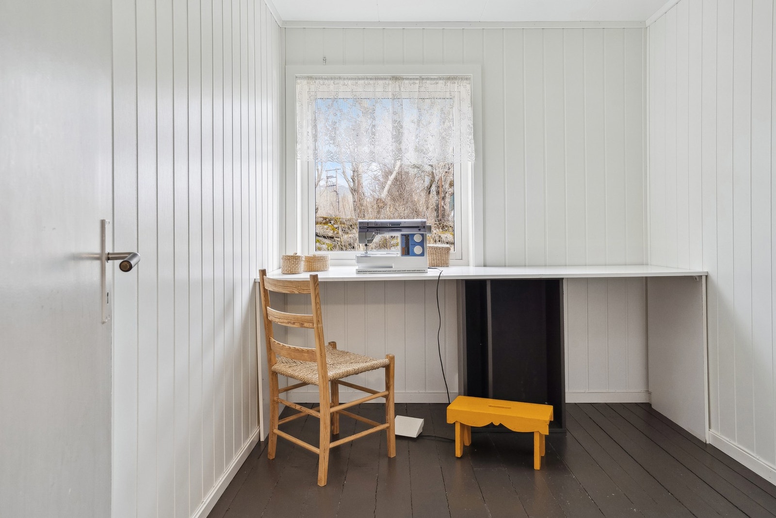 Det tredje soverommet brukes som kontor/arbeidsrom. Galleribilde
