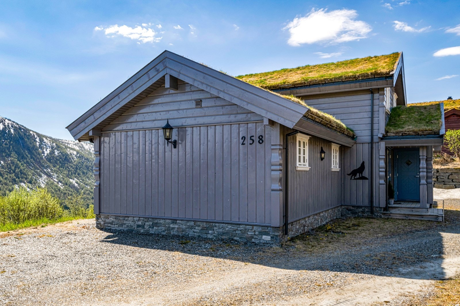 Parkering på egen tomt Galleribilde