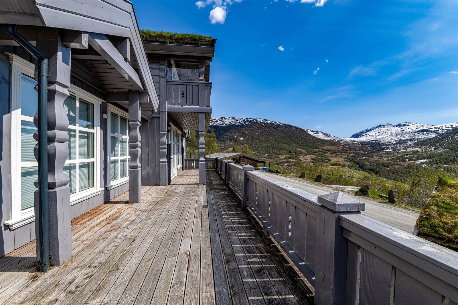 Stor og solrik terrasseplatting på hele 59,9 kvm Galleribilde