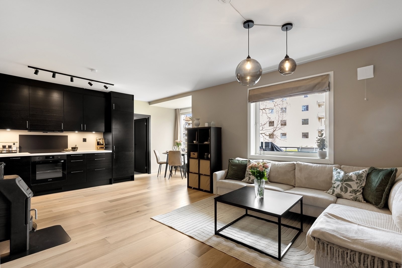 Mellombølgen 8 presenteres av Kristoffer Woldsund v/ Nordvik Bolig Galleribilde