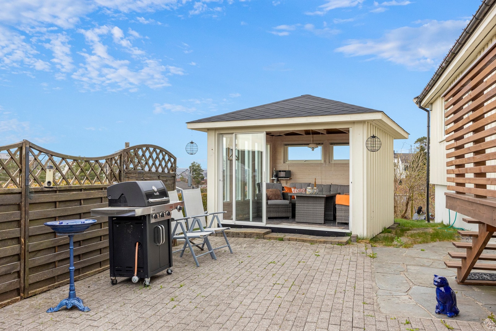 Koselig sommerstue fra 2016 Galleribilde