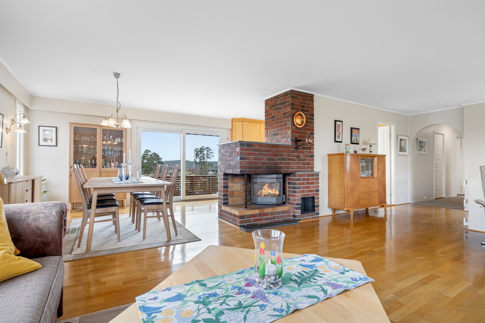 Det er fiberkabel fra afiber/altibox for TV/internett Galleribilde