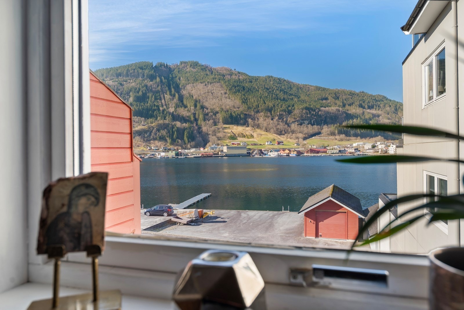 Velkommen til solrike Tolo Brygge - Presentert av Caroline Norheim Johansen ved Eiendomsmegler Vest Galleribilde