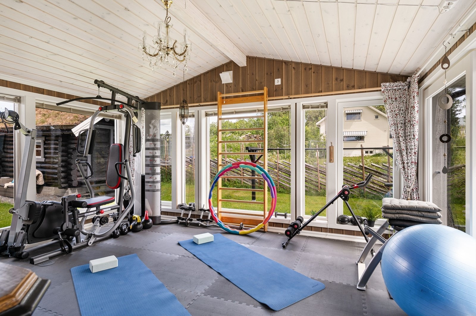 Flislagt stue/vinterhage eller alt. soverom Galleribilde