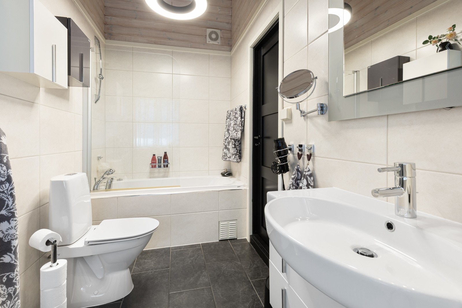 Det er i samme stil som de andre badene. Galleribilde