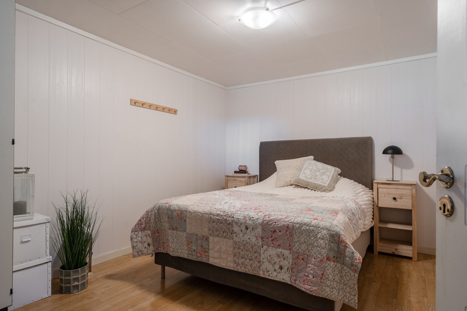 Soverom i sokkeletasjen/utleiedel. (Ikke godkjent for varig opphold). Galleribilde