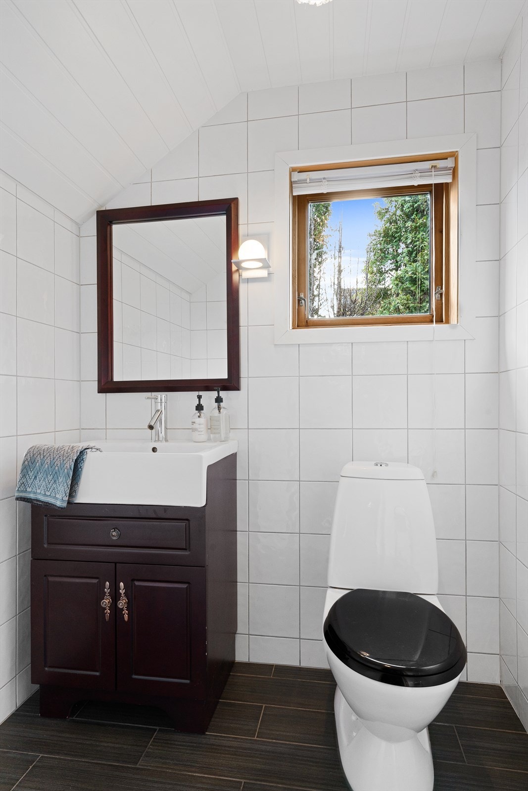 Toalettrom - første etasje. Galleribilde