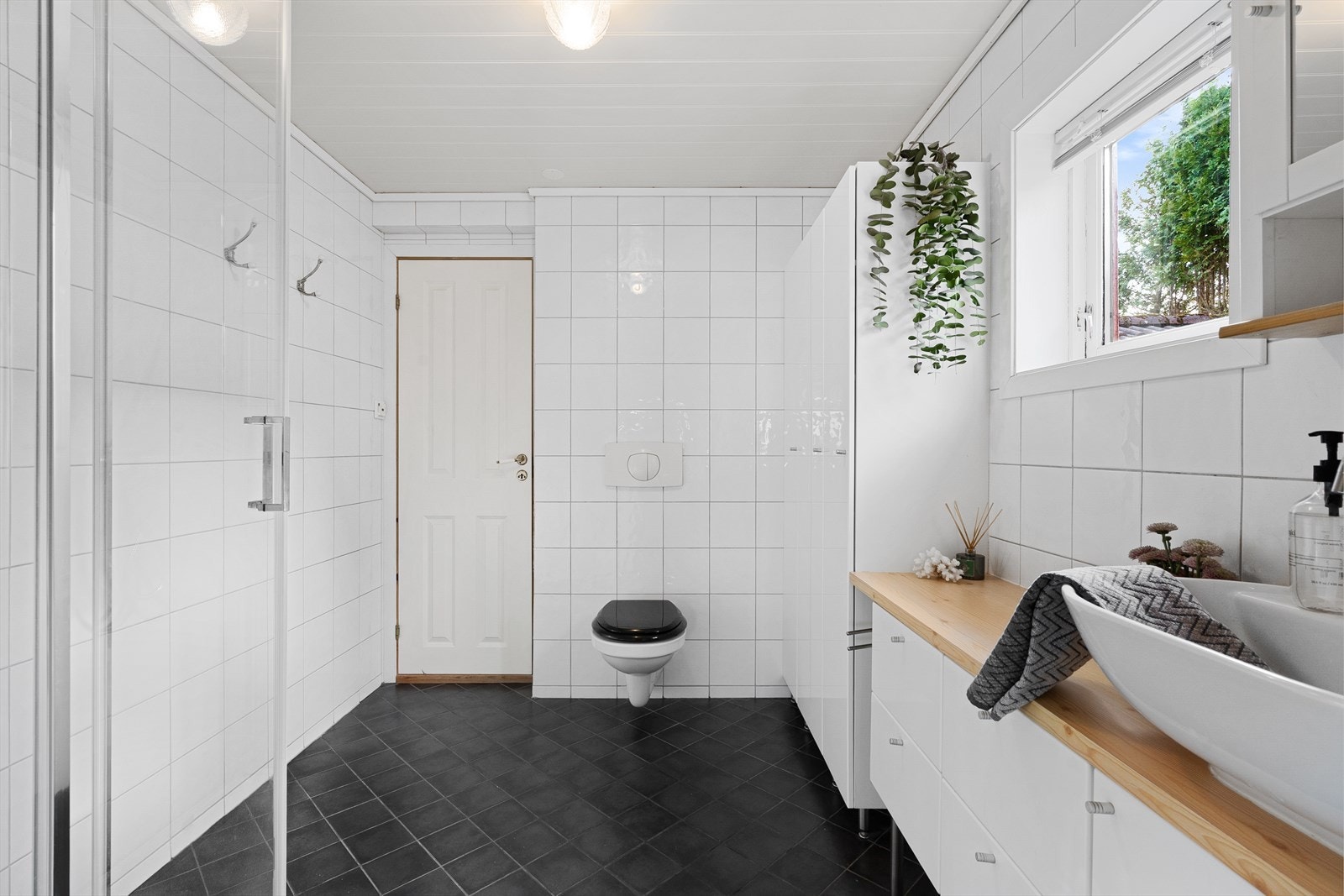 Bad - første etasje. Galleribilde