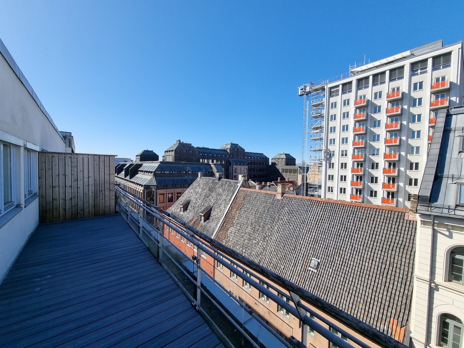 Utsikt fra terrasse. Galleribilde