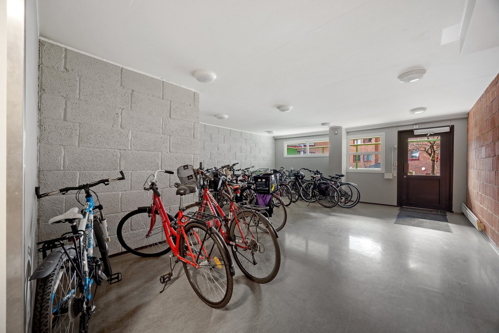 Felles sykkelrom til fri bruk for beboerne. Galleribilde