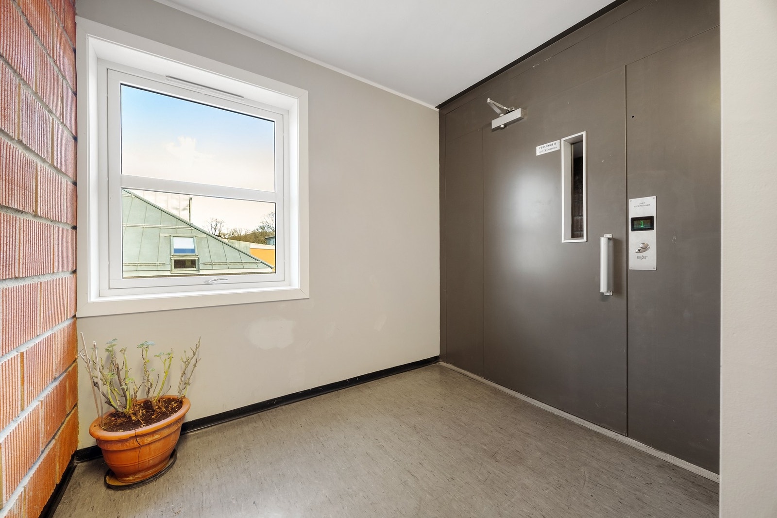 Heis i bygget. Galleribilde