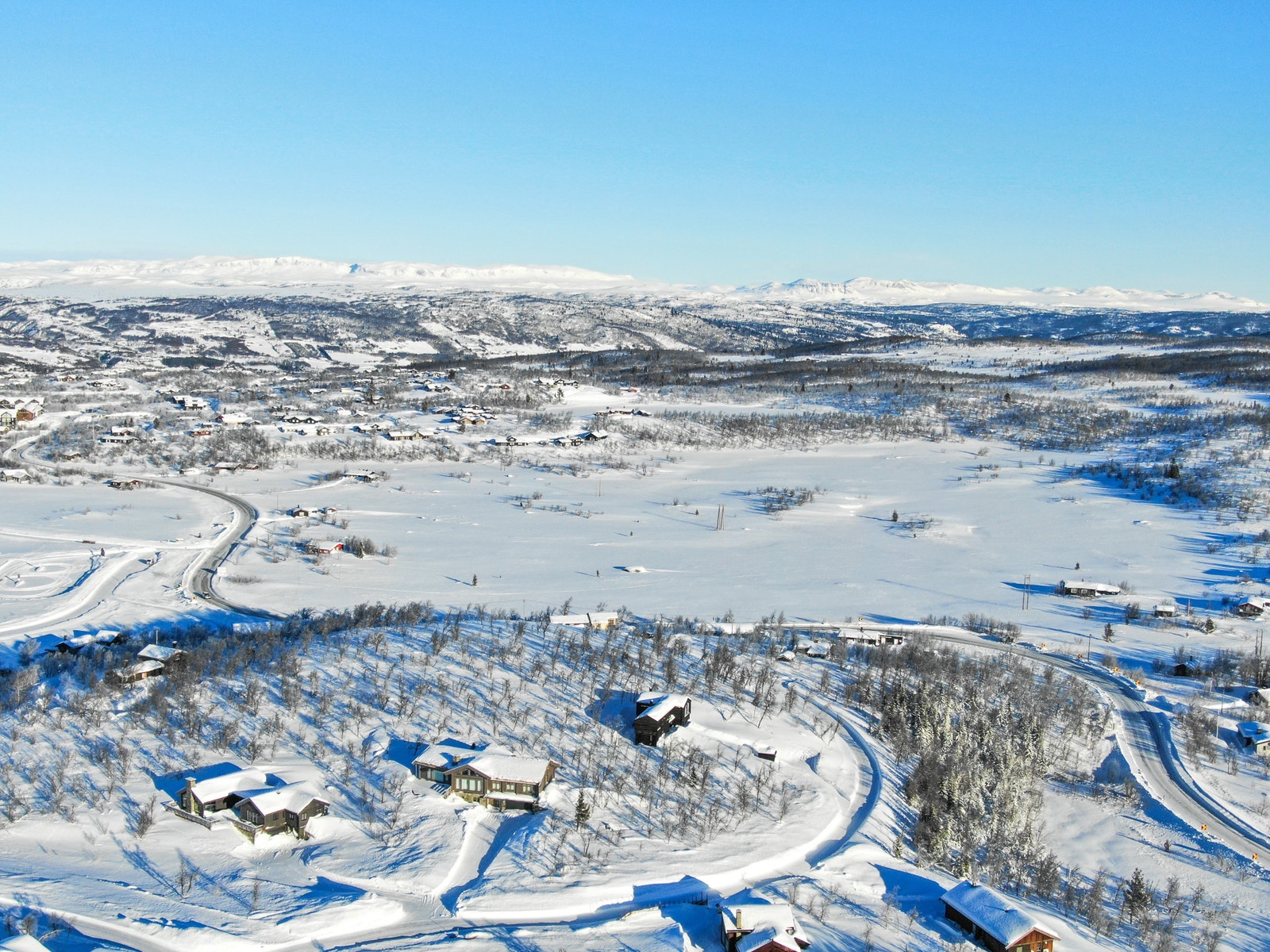 Utsikt mot Reineskarvet, Ålings- og Hemsedalsfjella. Galleribilde