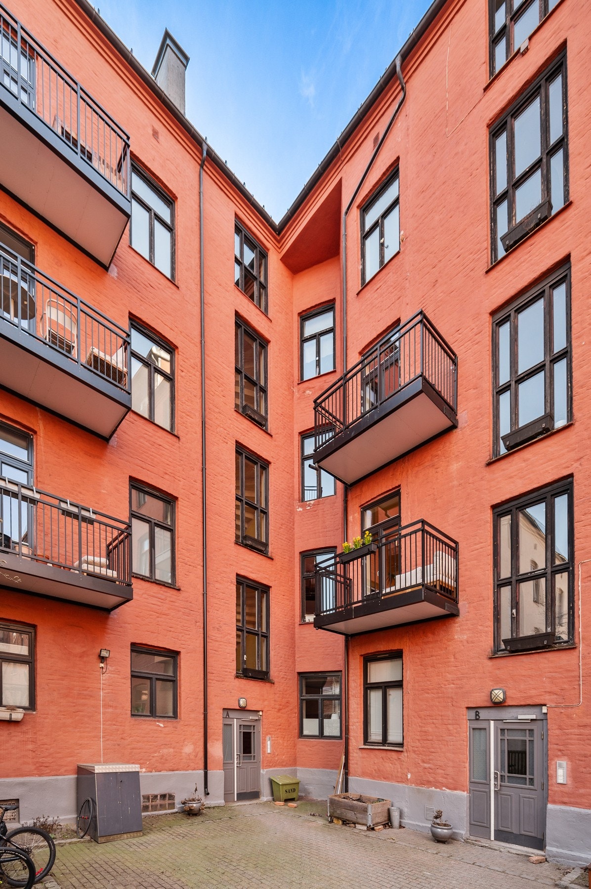 Flott inngangsparti - velkommen inn! Galleribilde