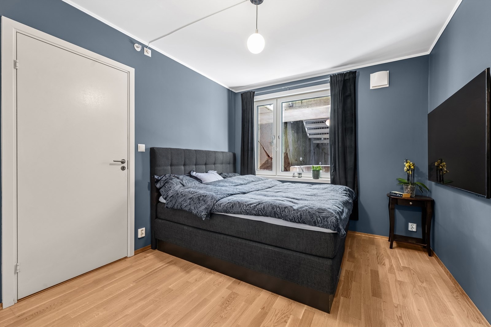 Hovedsoverommet er romslig med god plass til øvrig innredning. Galleribilde