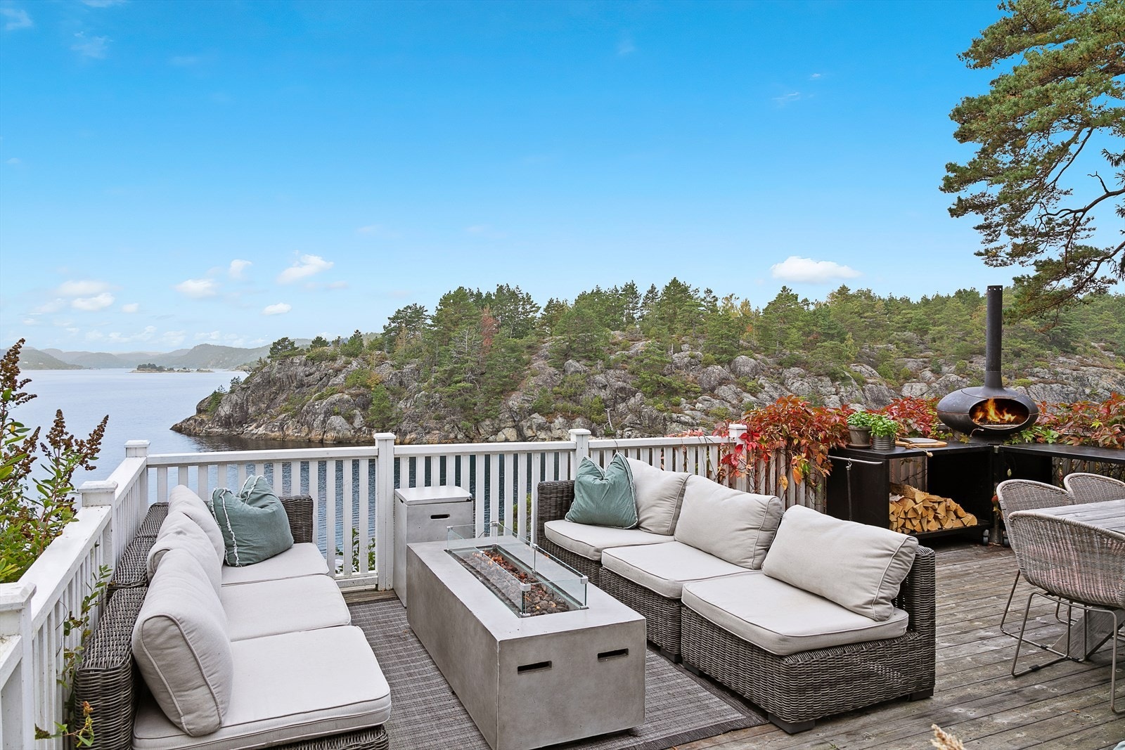 Terrasse med fantastisk utsikt Galleribilde