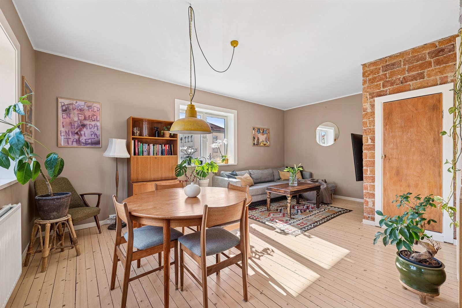 Her kan du invitere venner og familie til hyggelige sammenkomster. Galleribilde