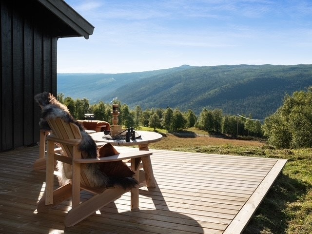 Her er du i stille og rolige omgivelser, omgitt av vakker natur sommer som vinter. Galleribilde